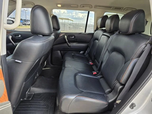 Used 2020 Brilliant Silver Metallic Nissan SL image 18