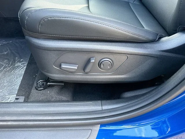 Used 2025 Blue Kia EX image 18