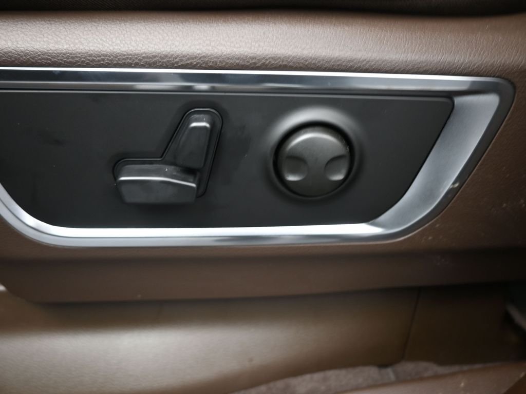 New 2026 Forged Blue Metallic Exterior Paint RAM Laramie image 31