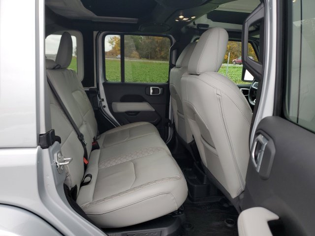 Used 2023 Silver Jeep Sahara 4xe image 23