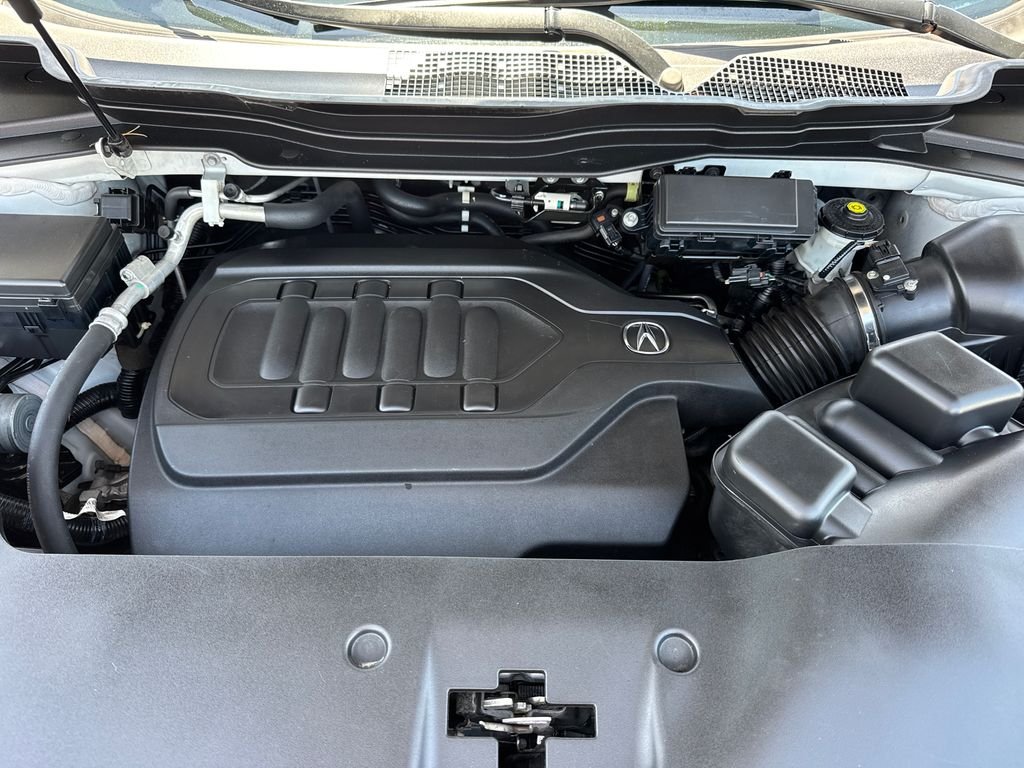 Used 2018 White Diamond Pearl Acura 3.5L image 8