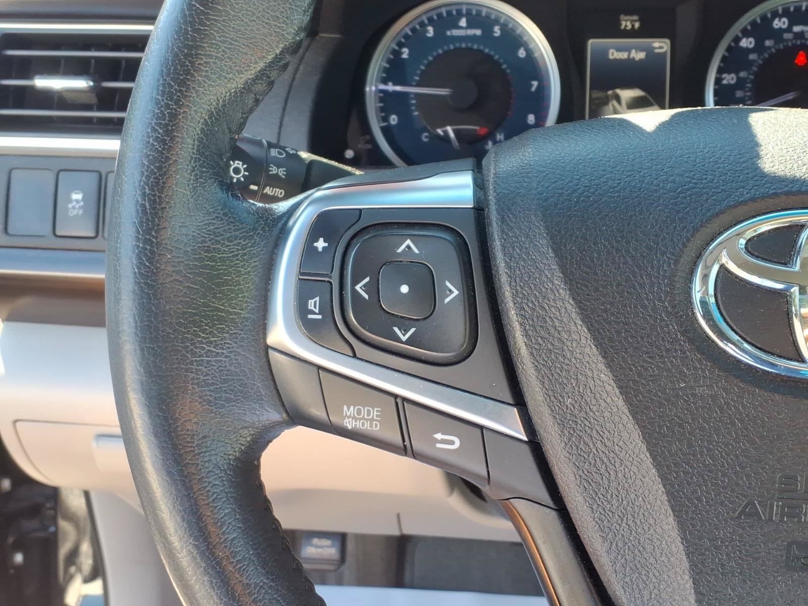 Used 2015 Attitude Black Toyota XLE image 24
