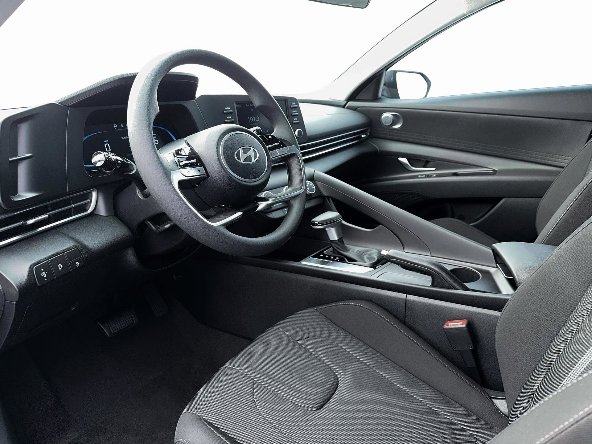 New 2026 Abyss Black Hyundai SE image 14