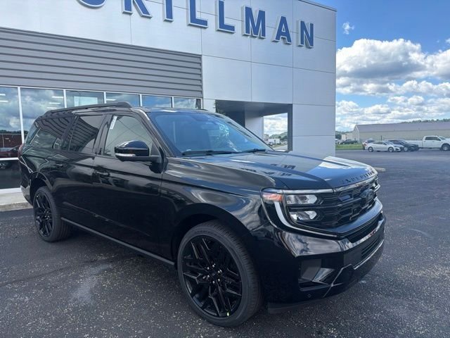 New 2026 Black Ford Platinum image 1
