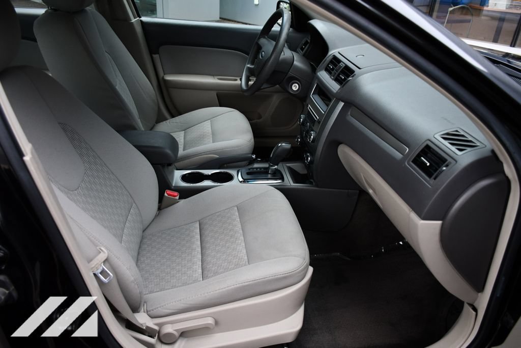 Used 2012 Gray Ford S image 28