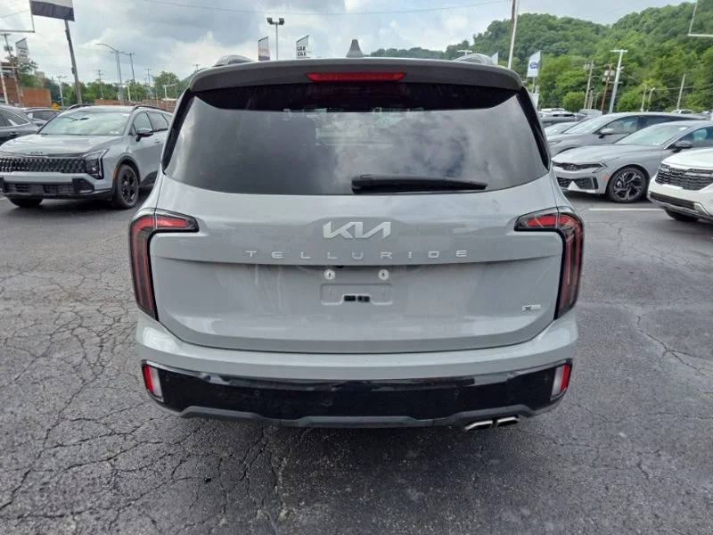 Used 2024 Gray Kia EX X-Line image 6