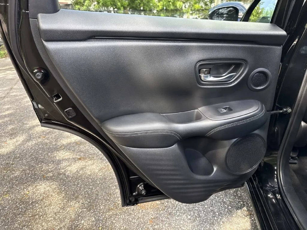 Used 2025  Honda EX-L image 12