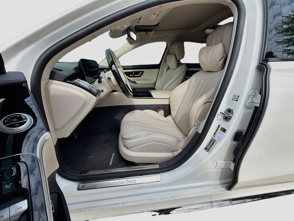 Certified Used 2023  Mercedes-Benz S 580 image 5