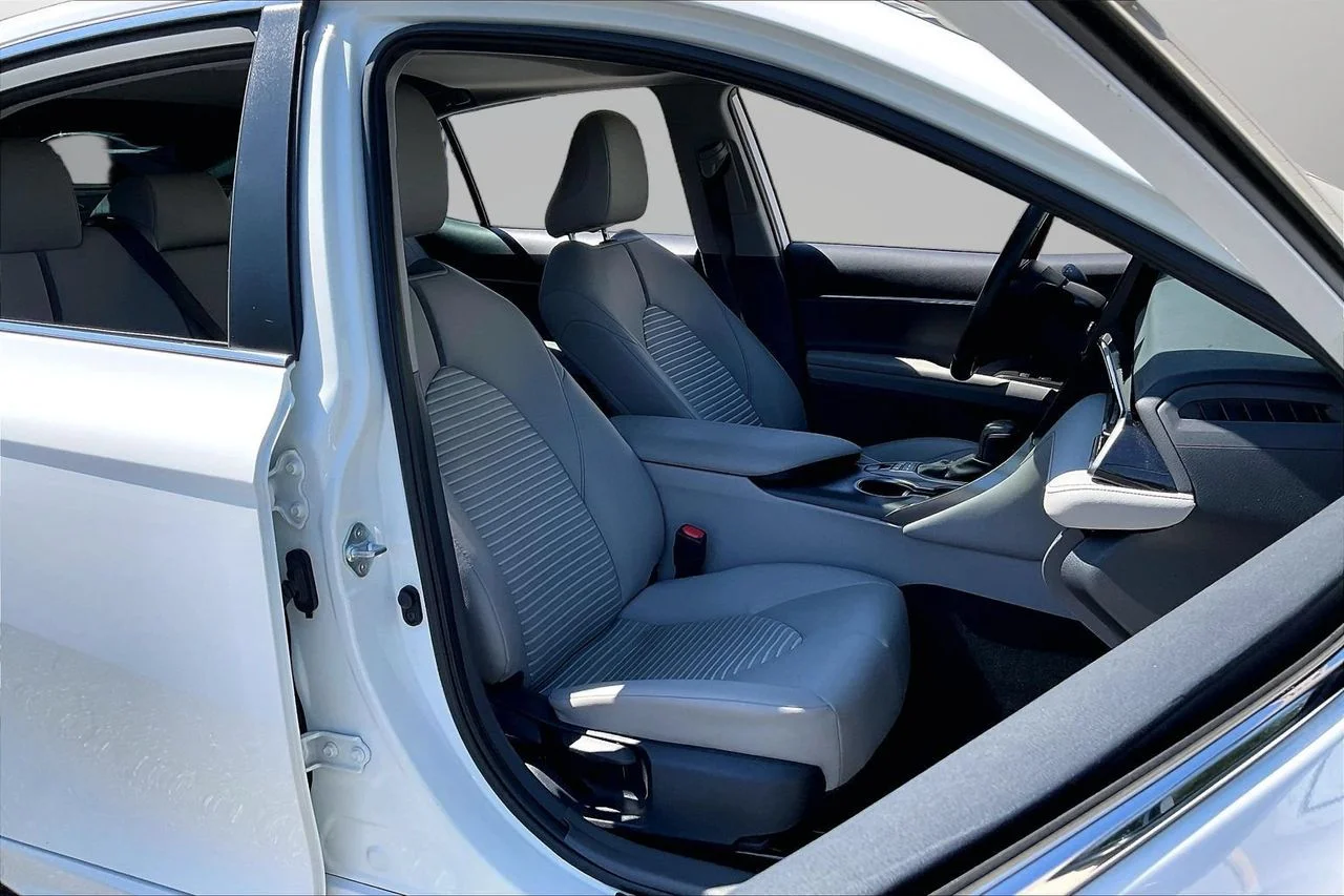Used 2024 White Toyota SE image 23