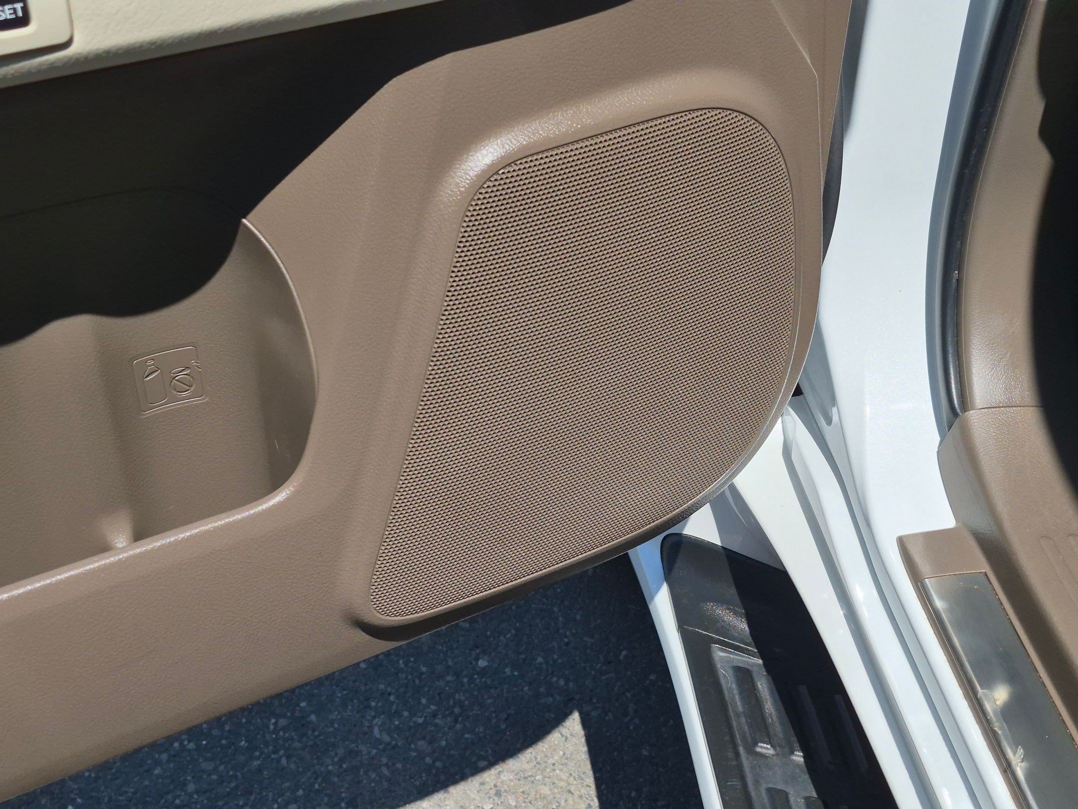 Used 2019 Starfire Pearl Lexus GX 460 image 13