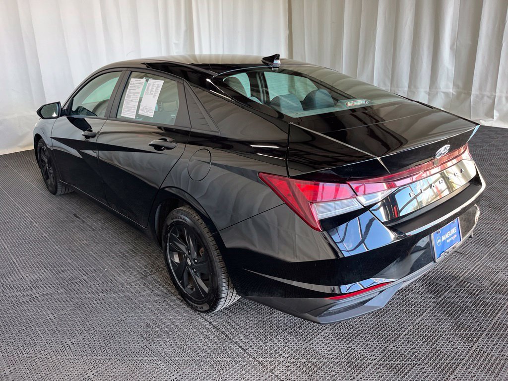 Used 2021 Black Hyundai SEL image 25