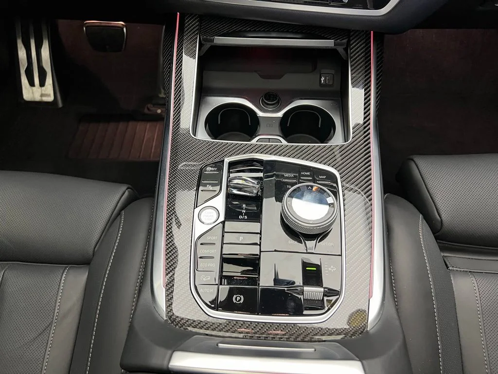 Certified Used 2026 Mineral White Metallic BMW M60i image 11