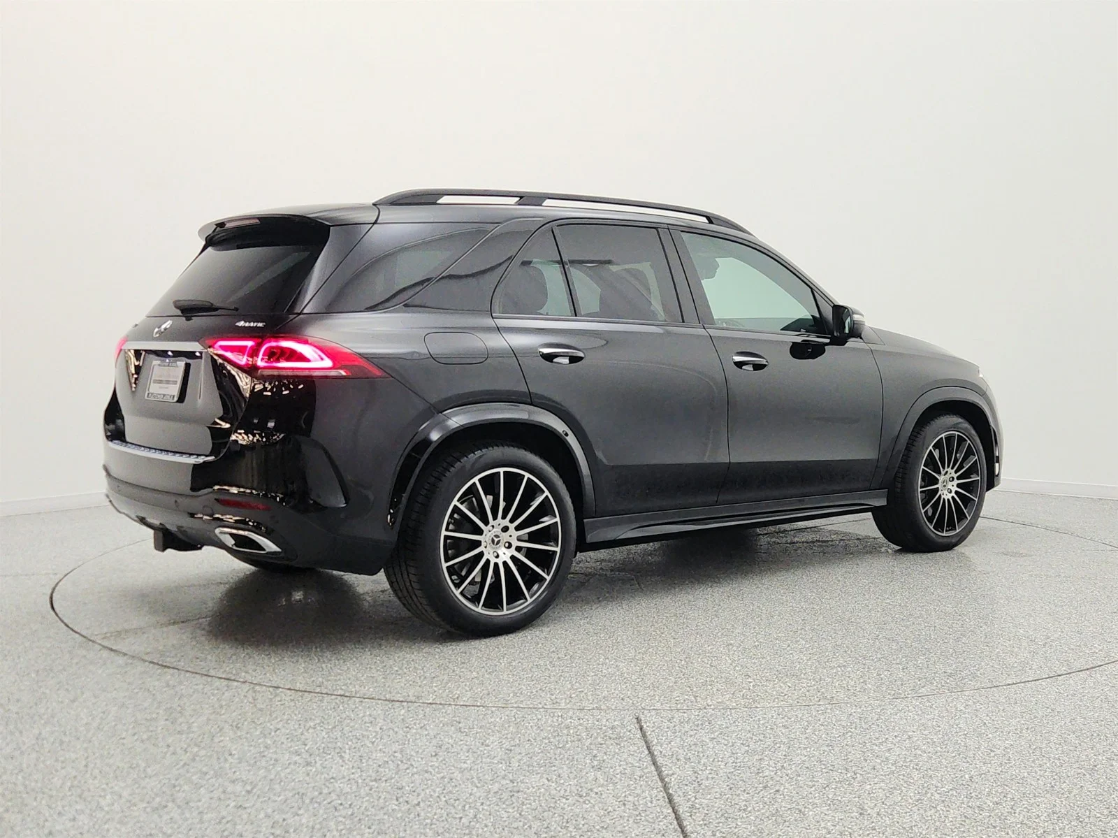 Certified Used 2023 Black Mercedes-Benz GLE 450 4MATIC® SUV image 5