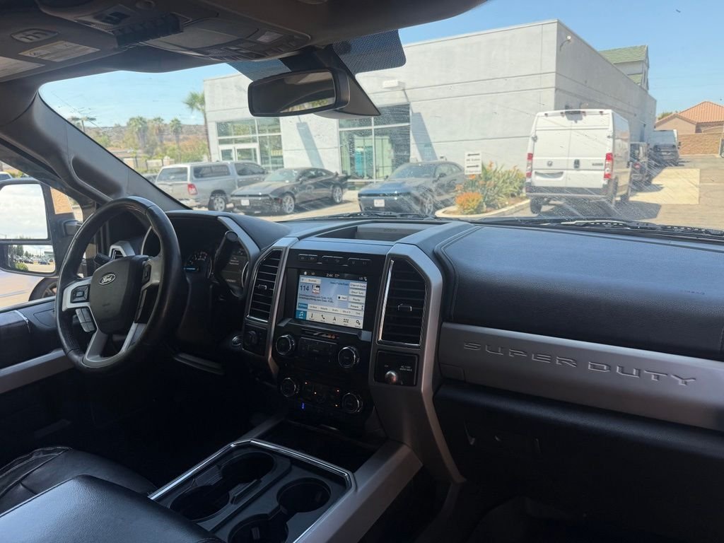 Used 2018 Gray Ford Lariat image 16