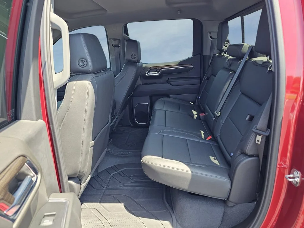 Used 2024 Radiant Red Tintcoat Chevrolet RST image 31