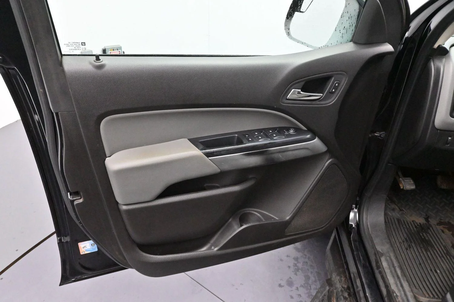 Used 2016 Black Chevrolet 2WD LT image 9