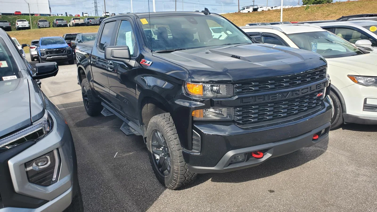 Used 2021 BLACK Chevrolet Custom Trail Boss image 2