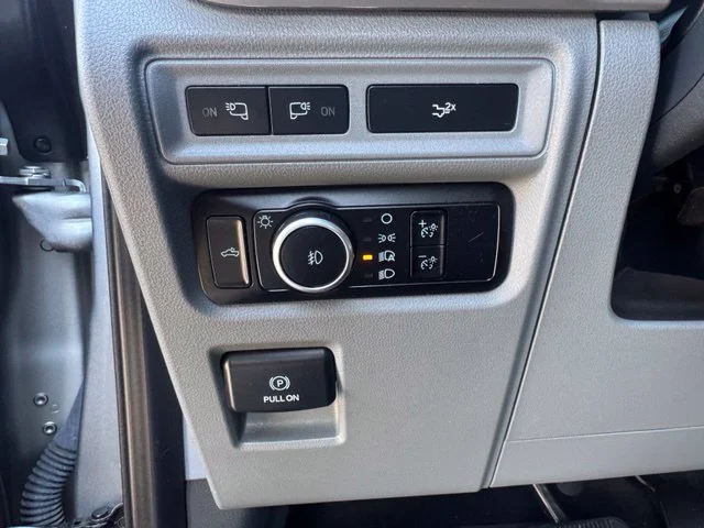 Used 2023 Silver Ford XLT image 22