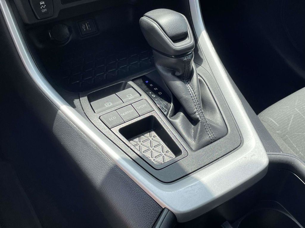 Used 2024 White Toyota XLE image 20