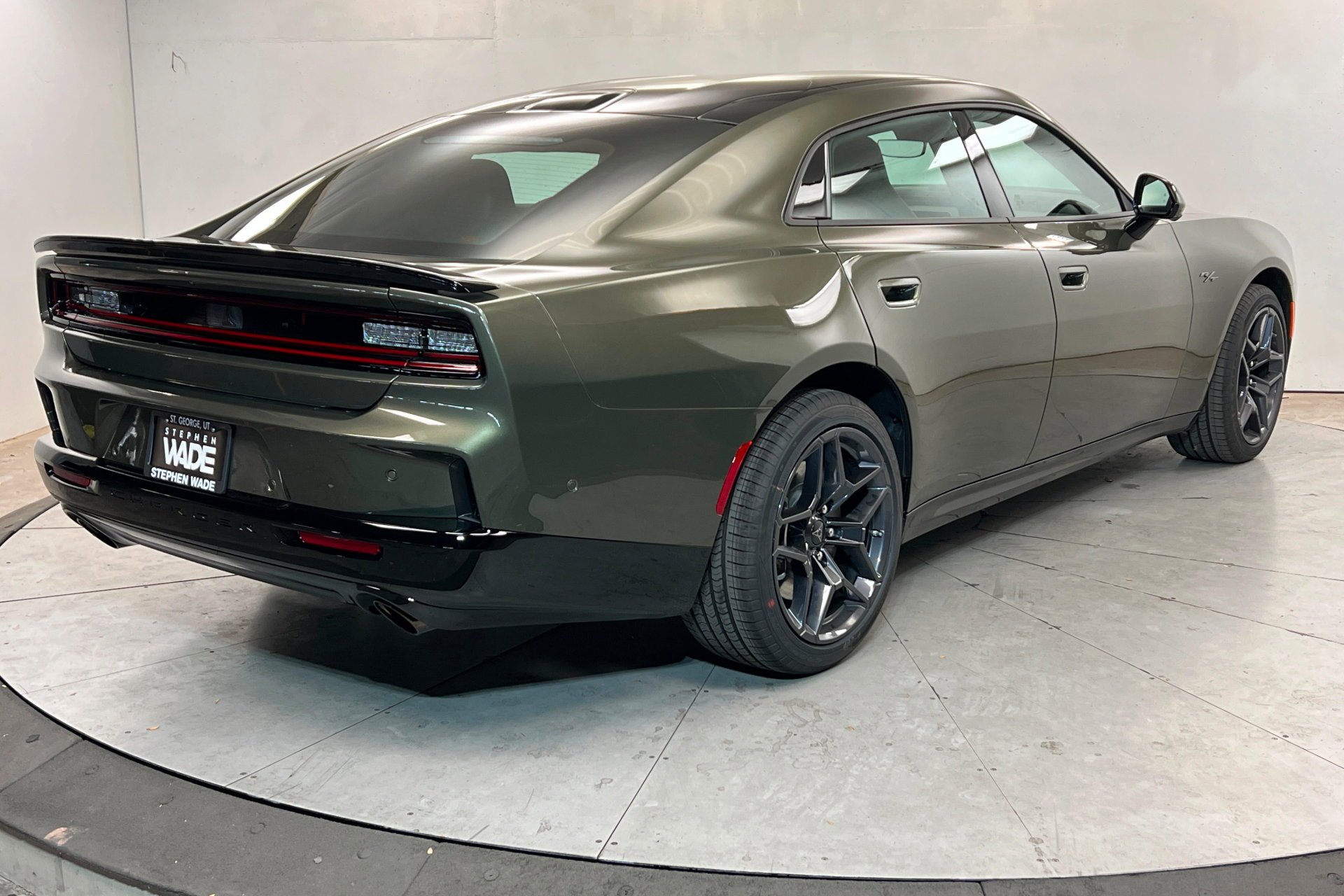 New 2026 Green Machine Exterior Paint Dodge R/T Plus image 6