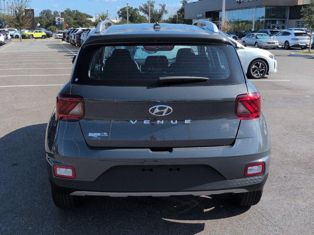 New 2026 Gray Hyundai SEL image 7