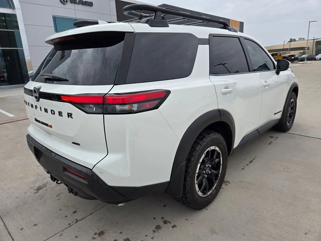 Used 2025 White Nissan Rock Creek image 3