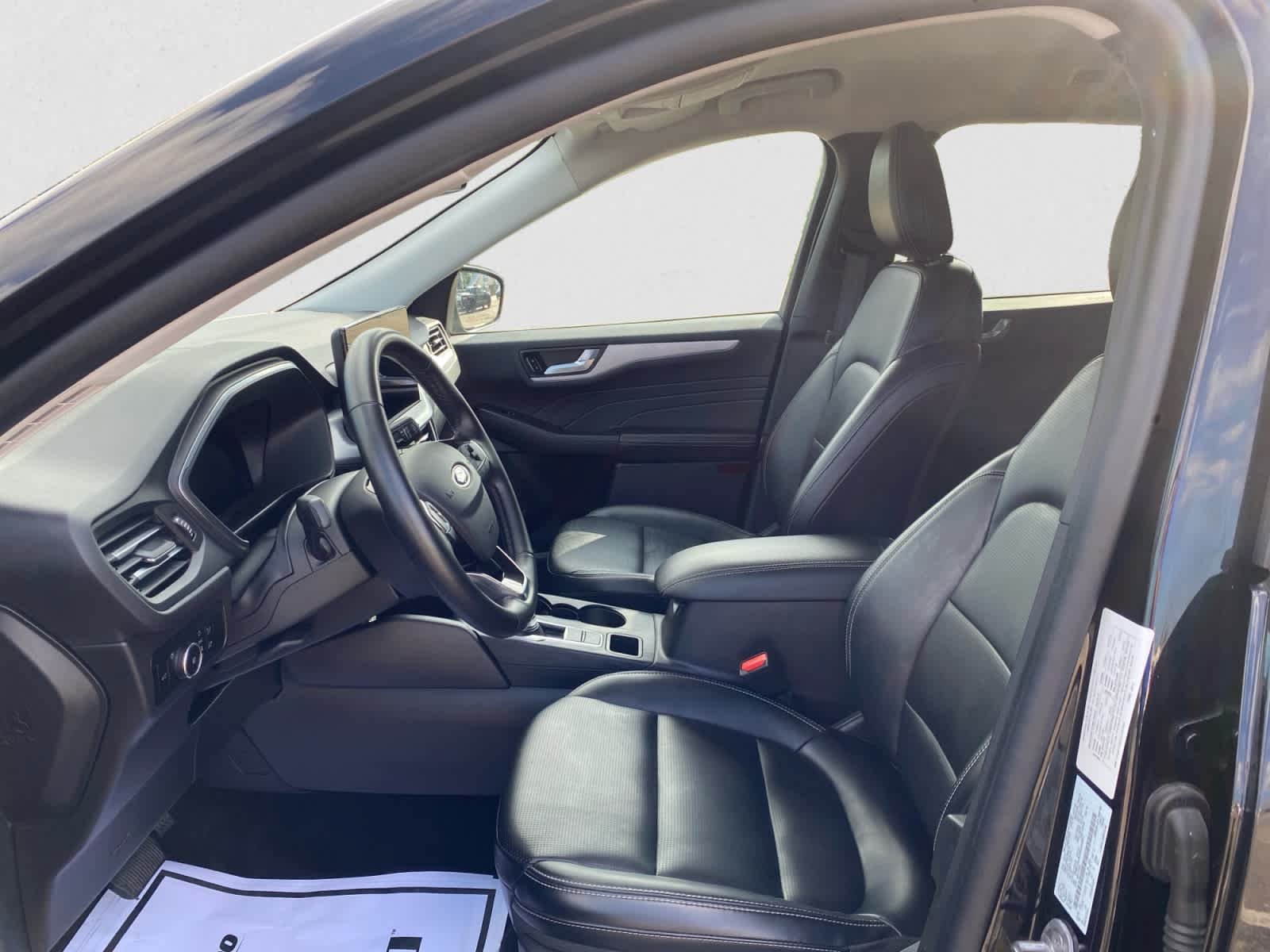 Used 2025 Agate Black Ford Platinum image 14