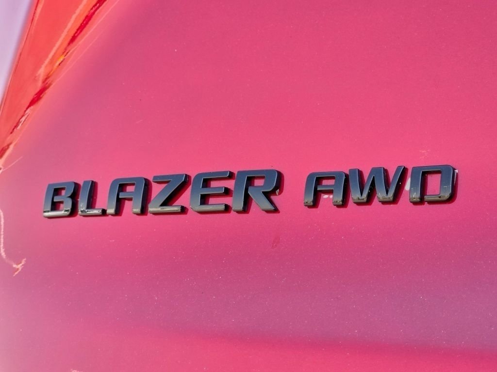 Used 2019 Cajun Red Tintcoat Chevrolet RS image 30