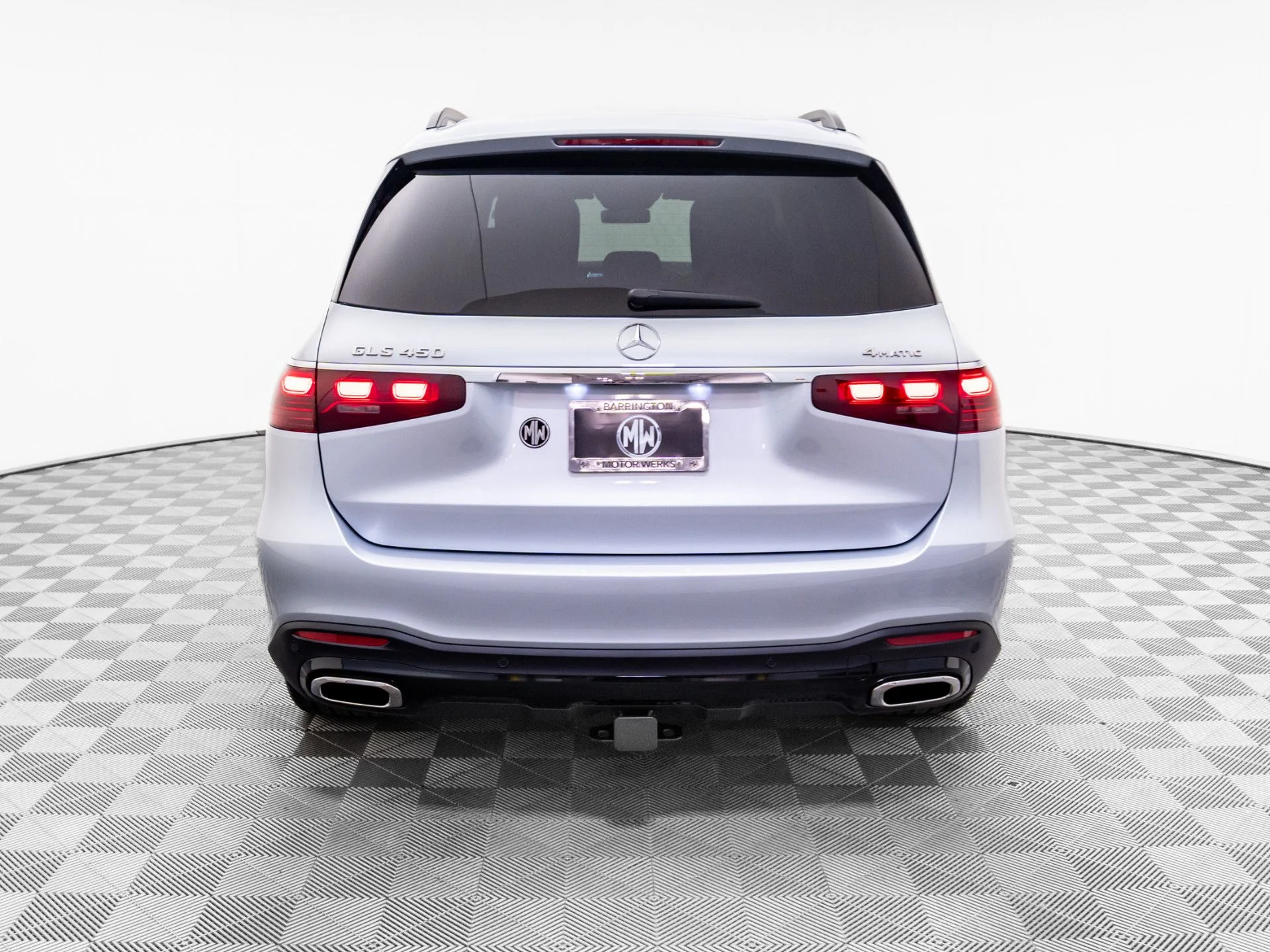 New 2026 Silver Mercedes-Benz GLS 450 image 4