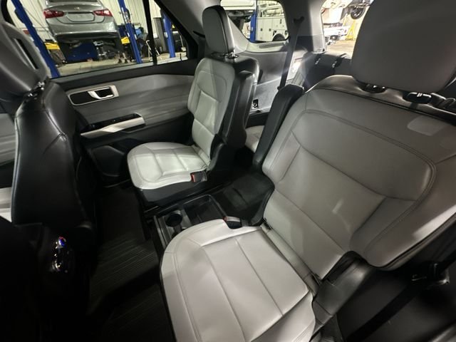 Used 2021 Blue Metallic Ford XLT image 30
