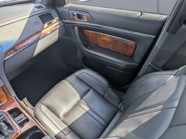 Used 2013 Diamond Lincoln  image 16