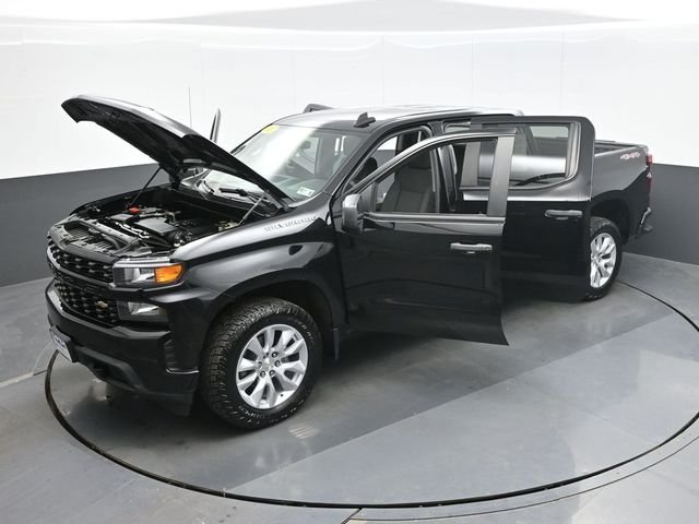 Used 2021 Black Chevrolet Custom image 28