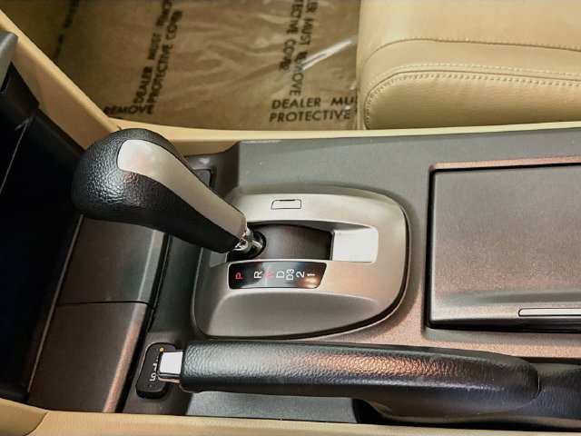 Used 2012 Red Honda EX-L image 16
