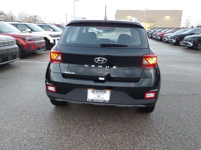 New 2026 Onyx Black Hyundai SEL image 7