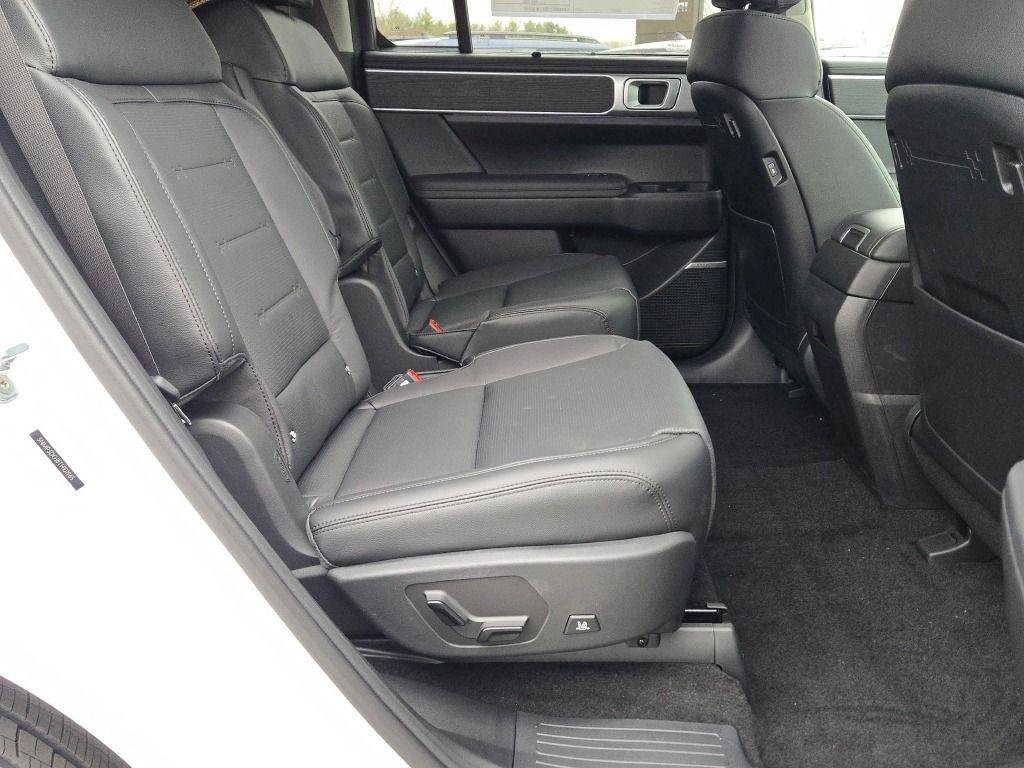 New 2026 White Hyundai Limited image 10