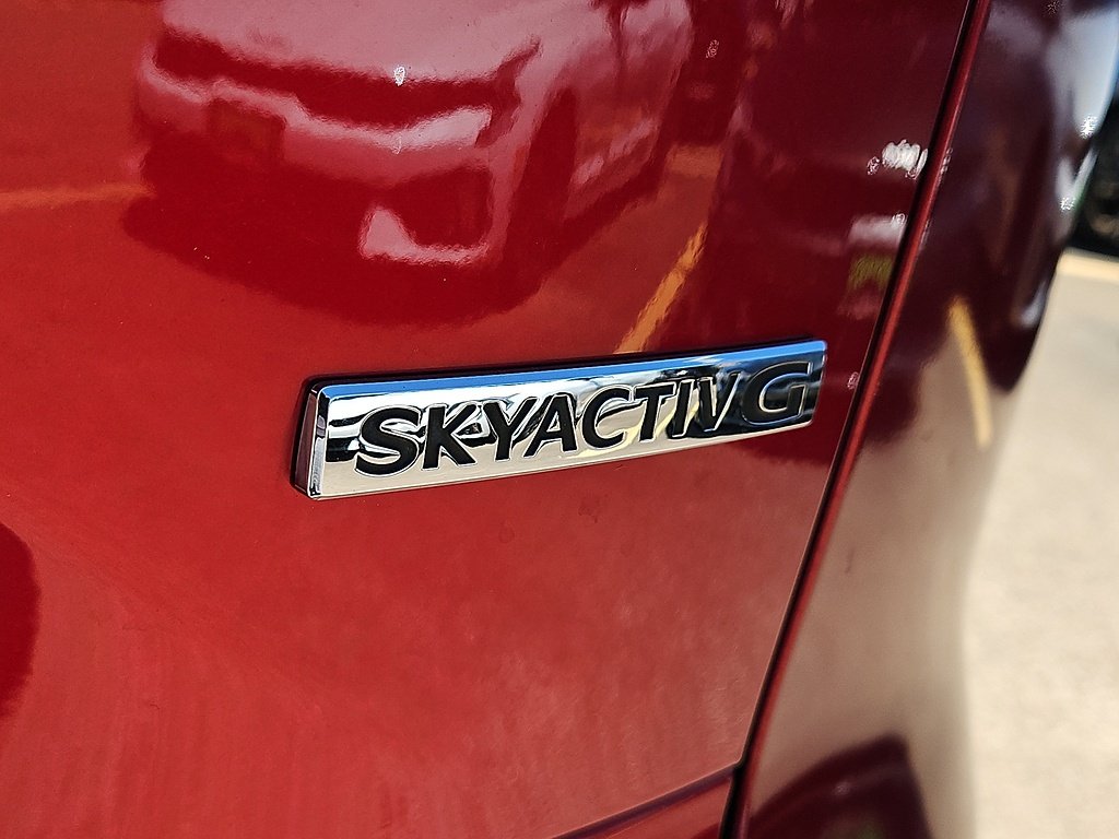 Used 2023 Soul Red Crystal Metallic Mazda Signature image 10