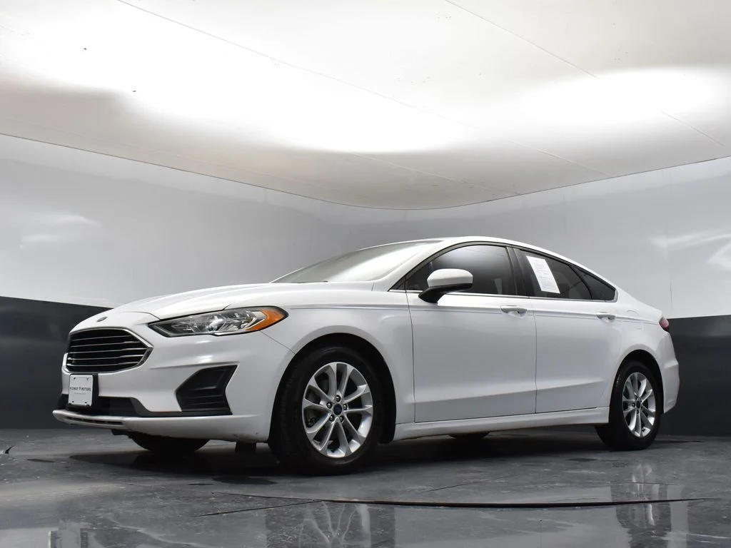Used 2020 White Ford SE image 35