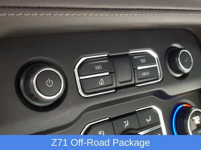 Used 2021 White Chevrolet Z71 image 5