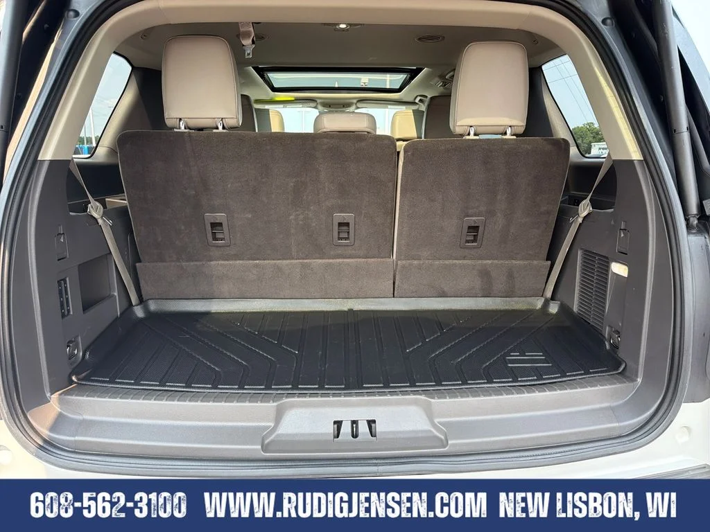 Used 2021 White Ford Limited image 23