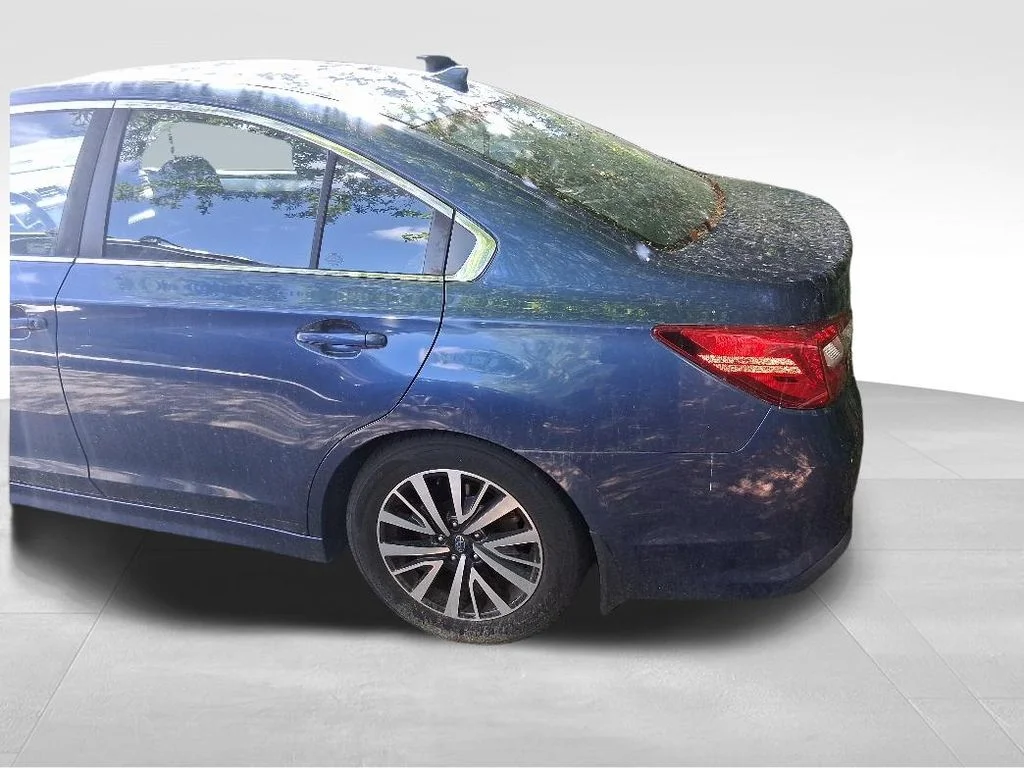Used 2019 Blue Subaru 2.5i image 4