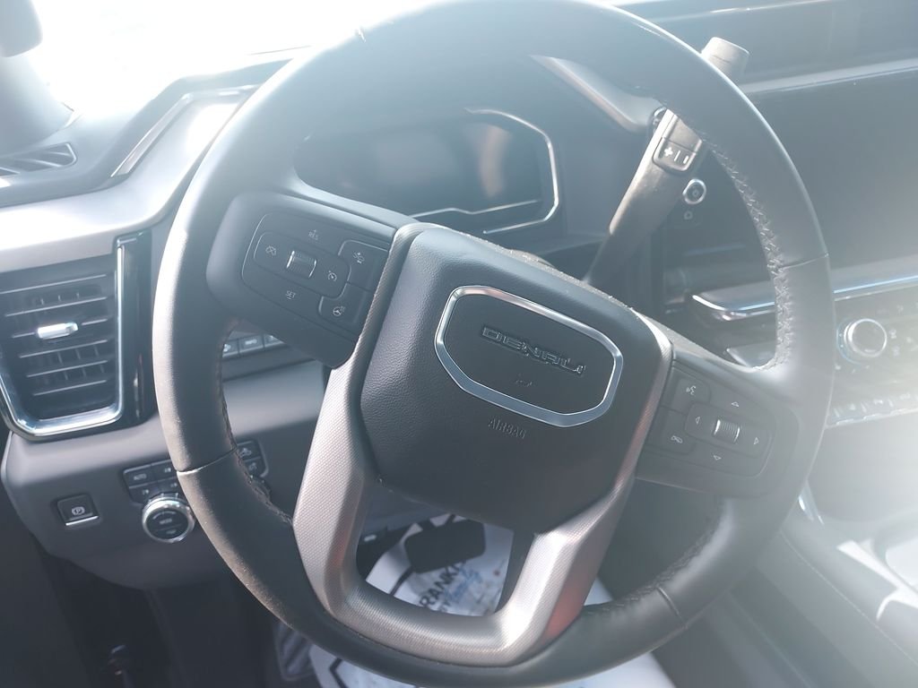 Used 2025 Black GMC Denali image 15
