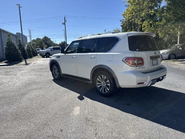 Used 2018 White Nissan SL image 7