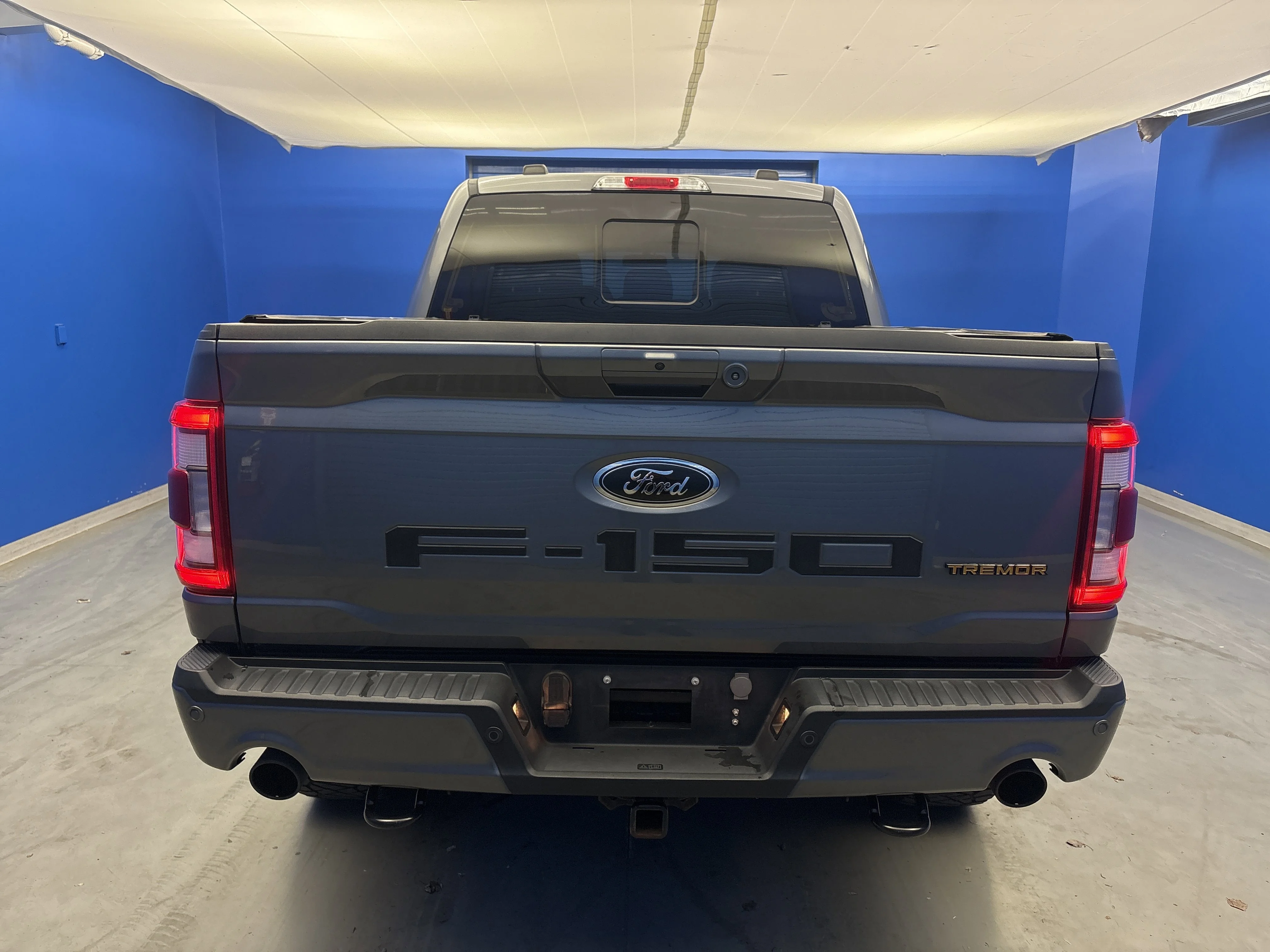 Used 2023 Carbonized Gray Metallic Ford XL image 6
