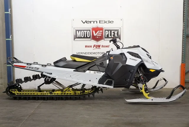 2025 Ski-Doo Summit® Adrenaline® With Edge Package 850 E-TEC 16 