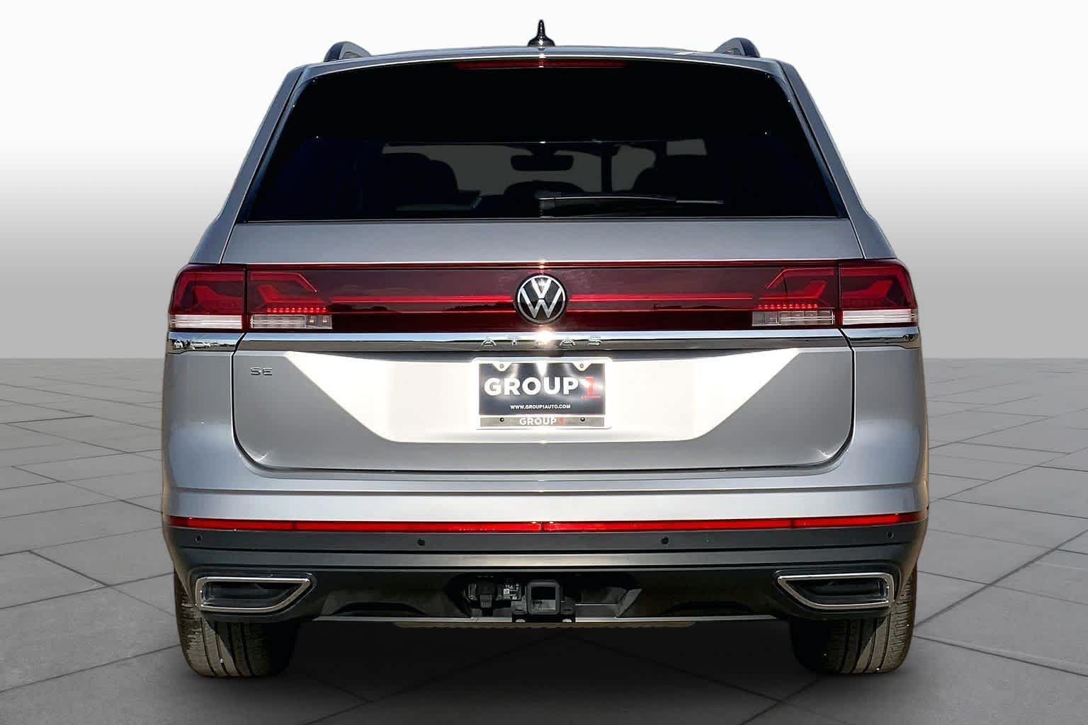 Used 2026 Silver Mist Metallic Volkswagen 2.0T SE w/Technology image 5