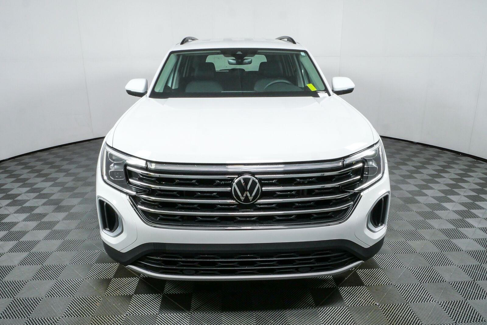 2024 Volkswagen Atlas SE - Photo 25