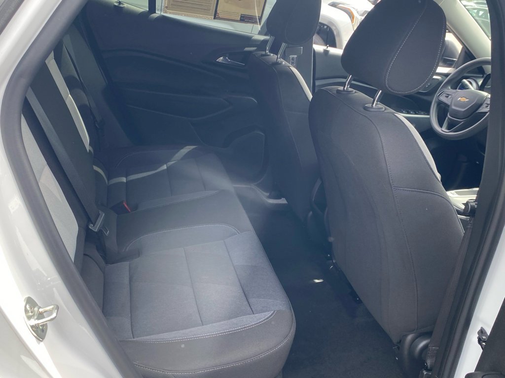 2025 Chevrolet Trax LS - Photo 13