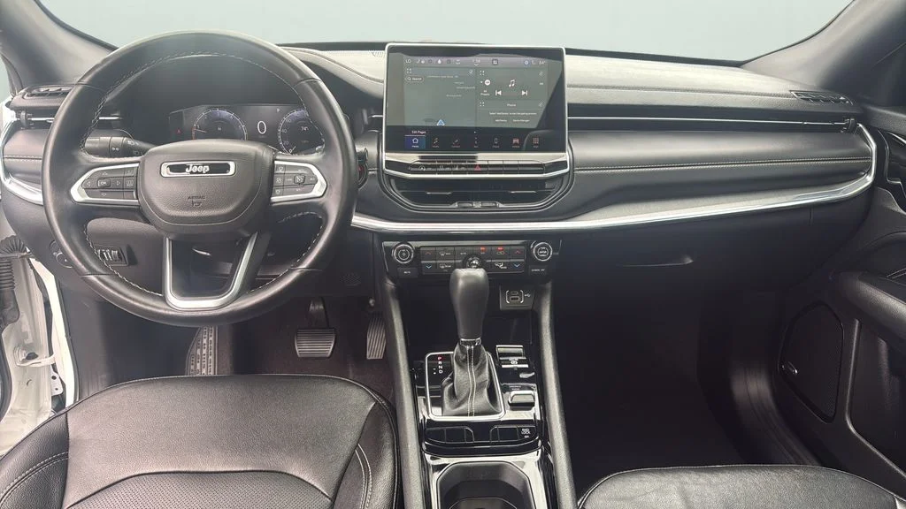 Used 2022 White Jeep High Altitude image 15