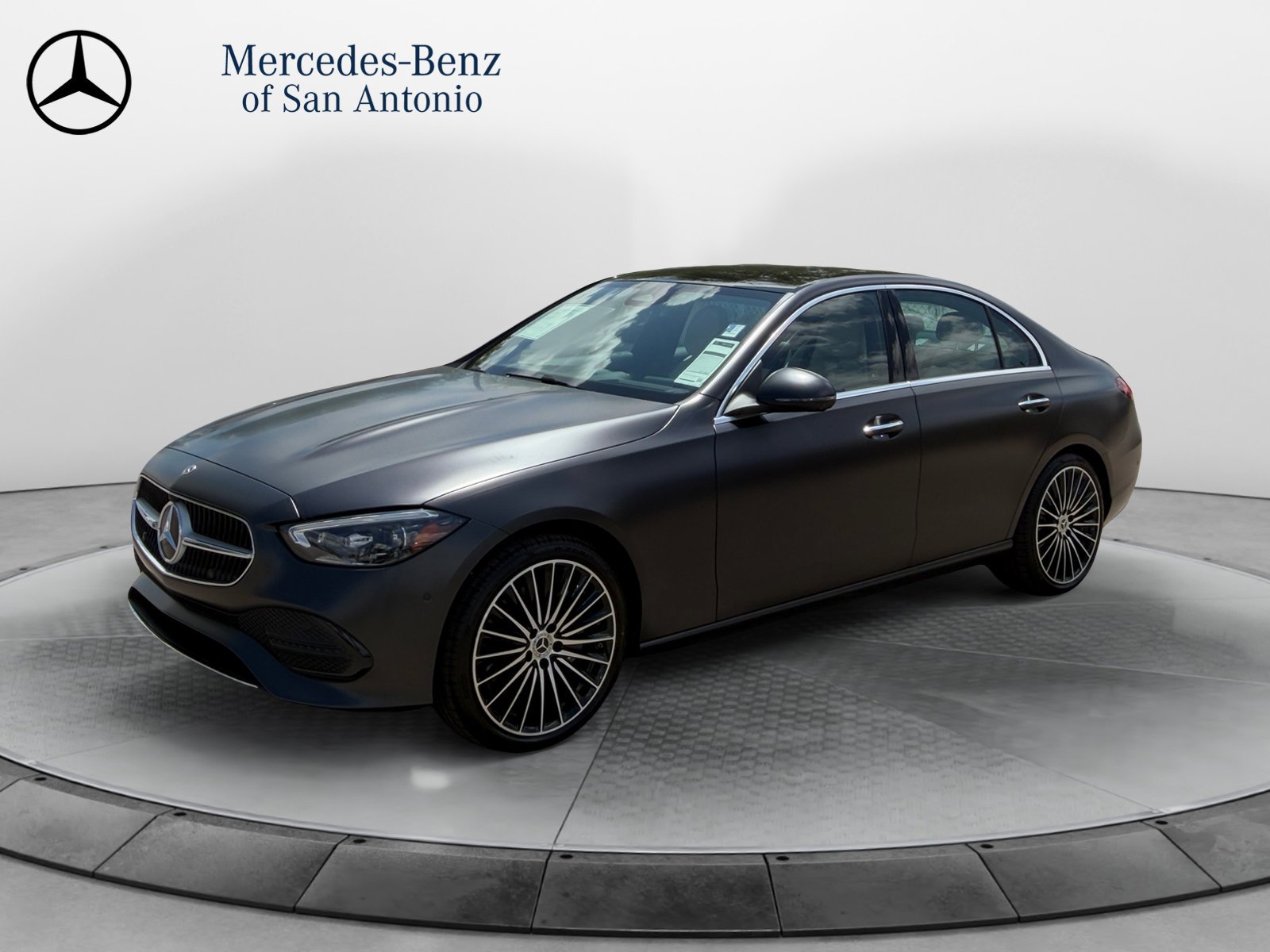 New 2026 MANUFAKTUR exclusive graphite grey magno Mercedes-Benz C 300 image 28