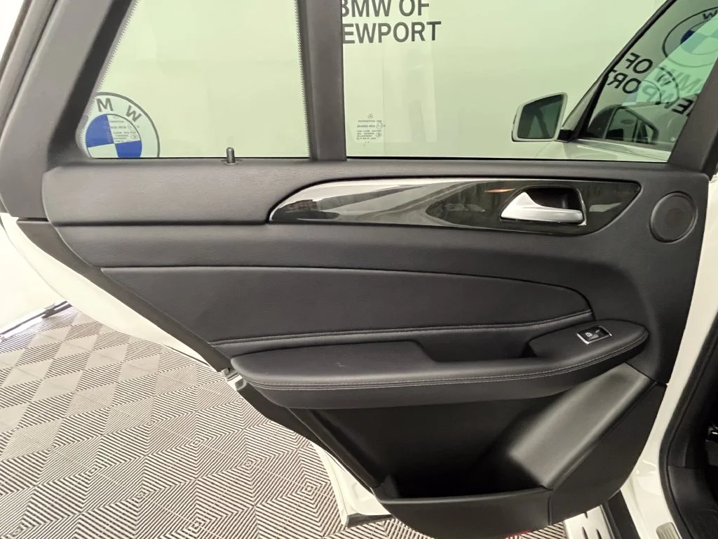 Used 2017 Polar White Mercedes-Benz GLE 350 image 27